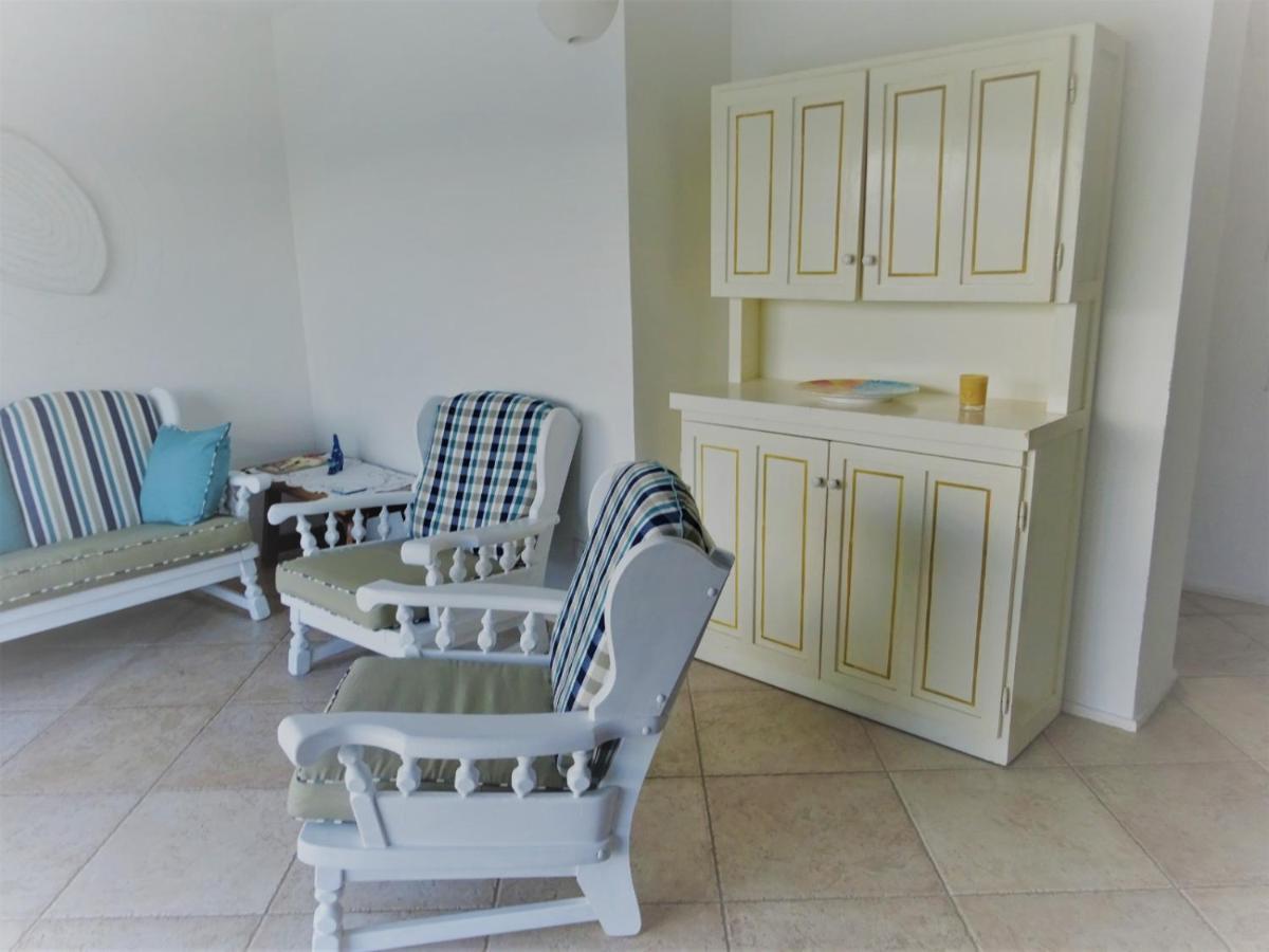 White - San Pantaleo Apartment ภายนอก รูปภาพ