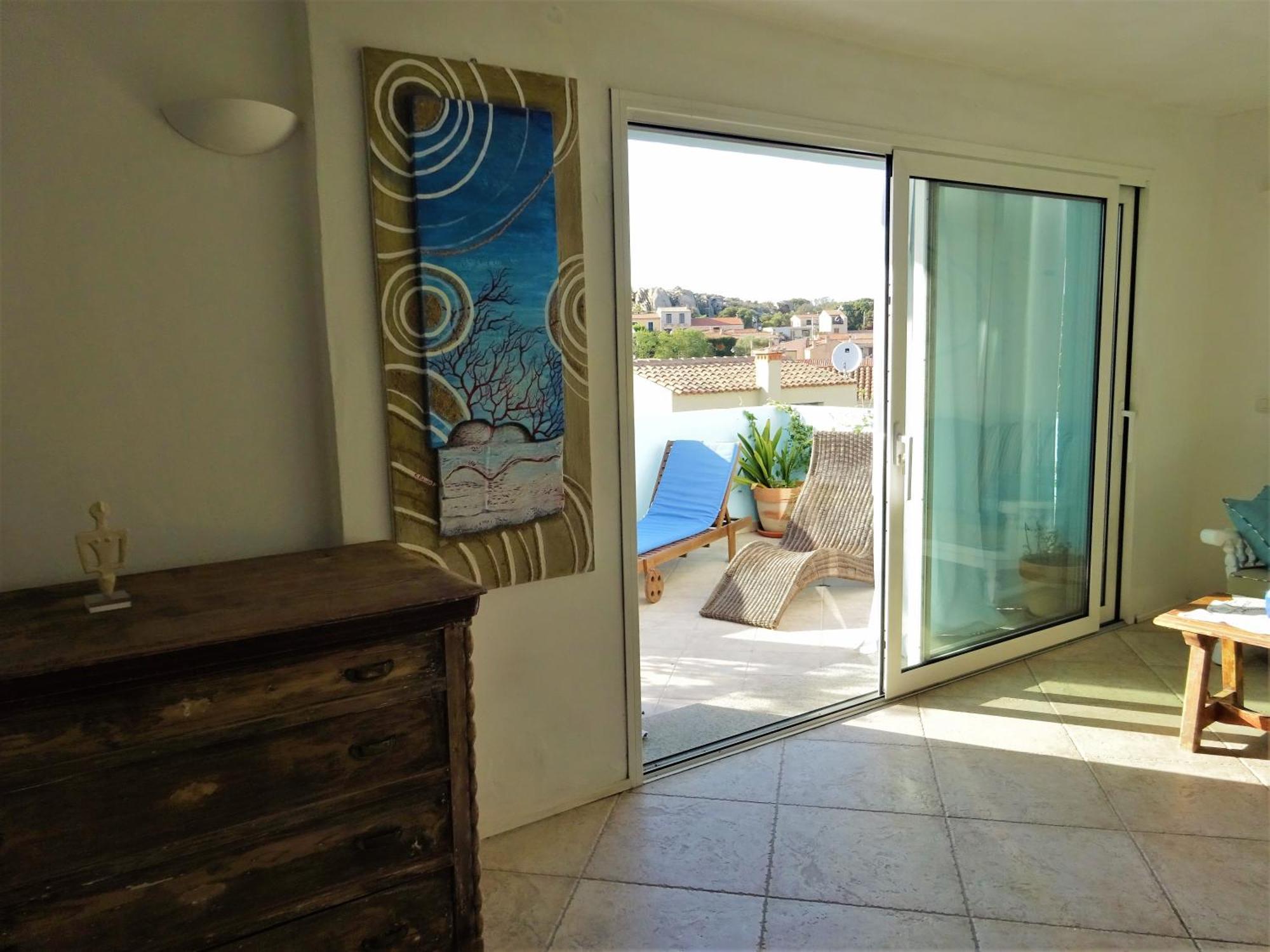 White - San Pantaleo Apartment ภายนอก รูปภาพ