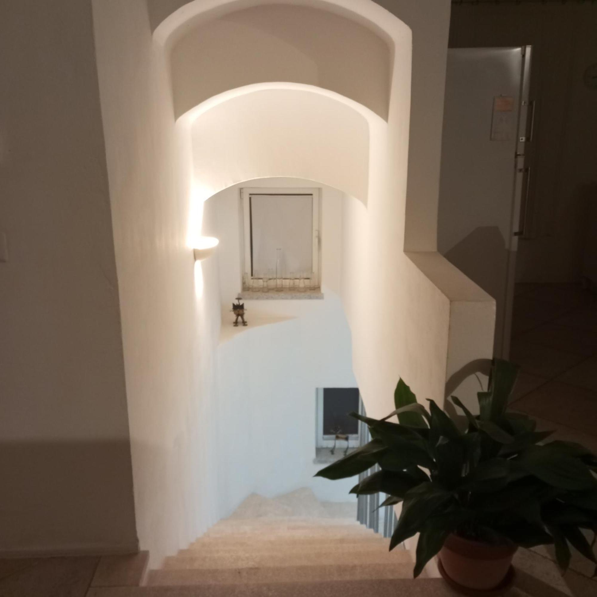 White - San Pantaleo Apartment ภายนอก รูปภาพ
